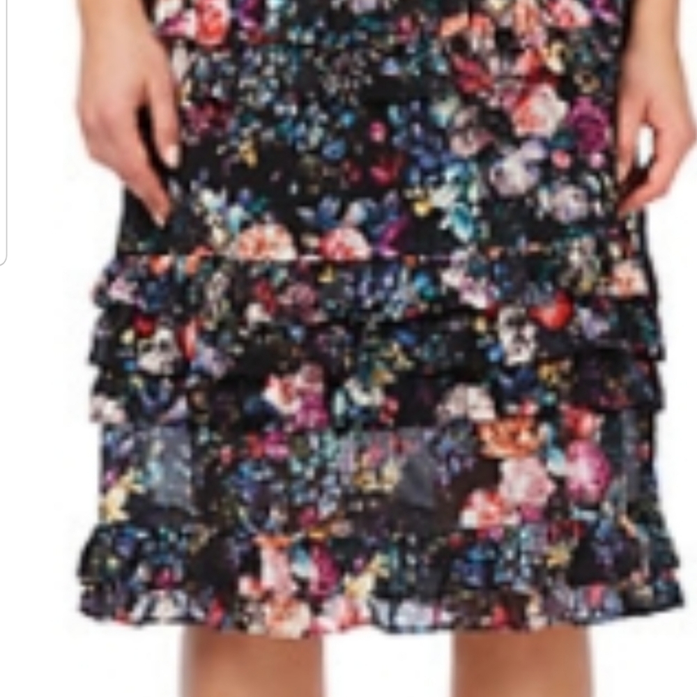 NWT  layered ruffled floral print skirt
